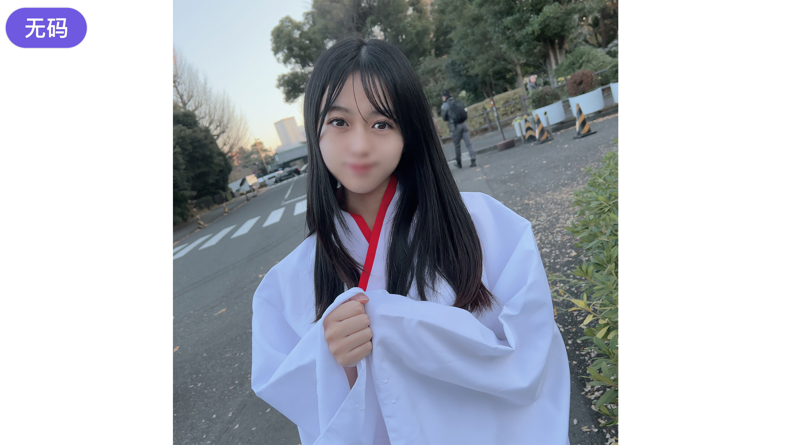 FC2-4494567 顔出し！3日間限定！学園では学級委員を務める真面目で可愛い女 ◯ ◯ 生をバイト先の巫女