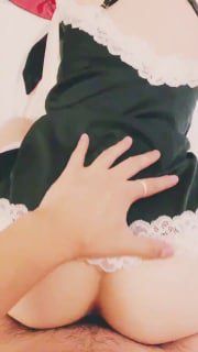 白皙水嫩美少妇